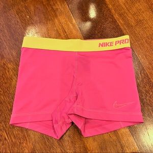 nike pro pink shorts